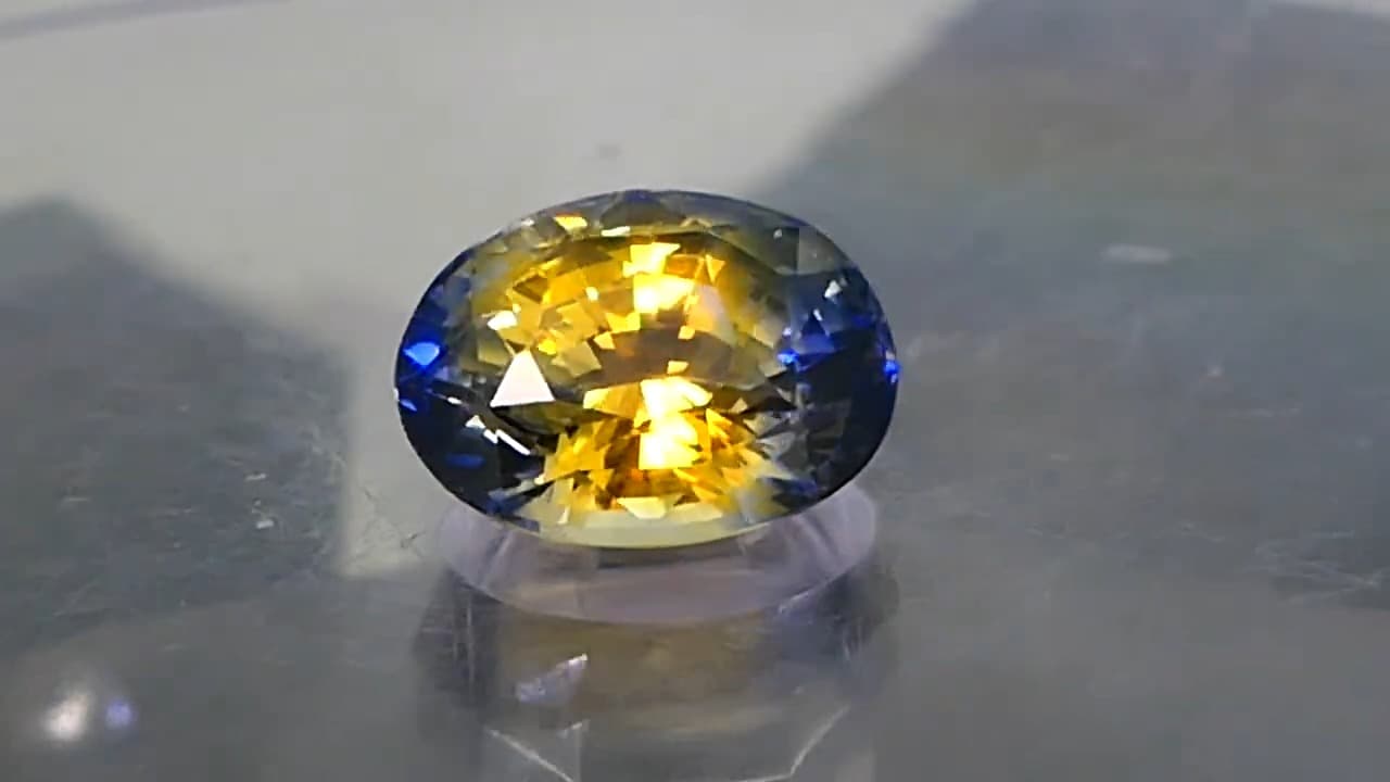Bicolor 4.54 ct