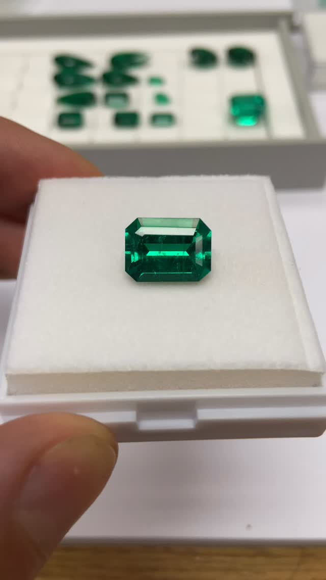 Emerald 5.45 ct