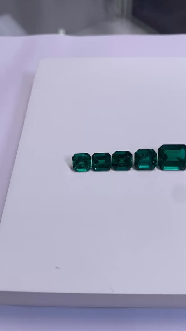 Emerald 40.00 ct