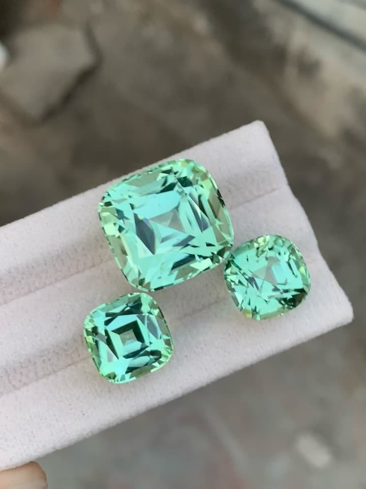 Tourmaline 48.95 ct