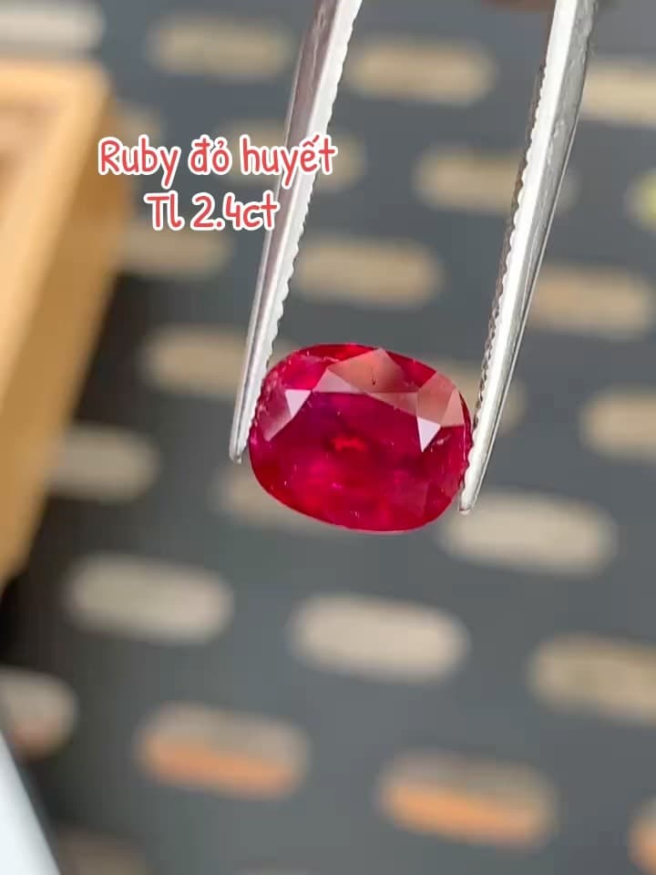 Ruby 2.40 ct