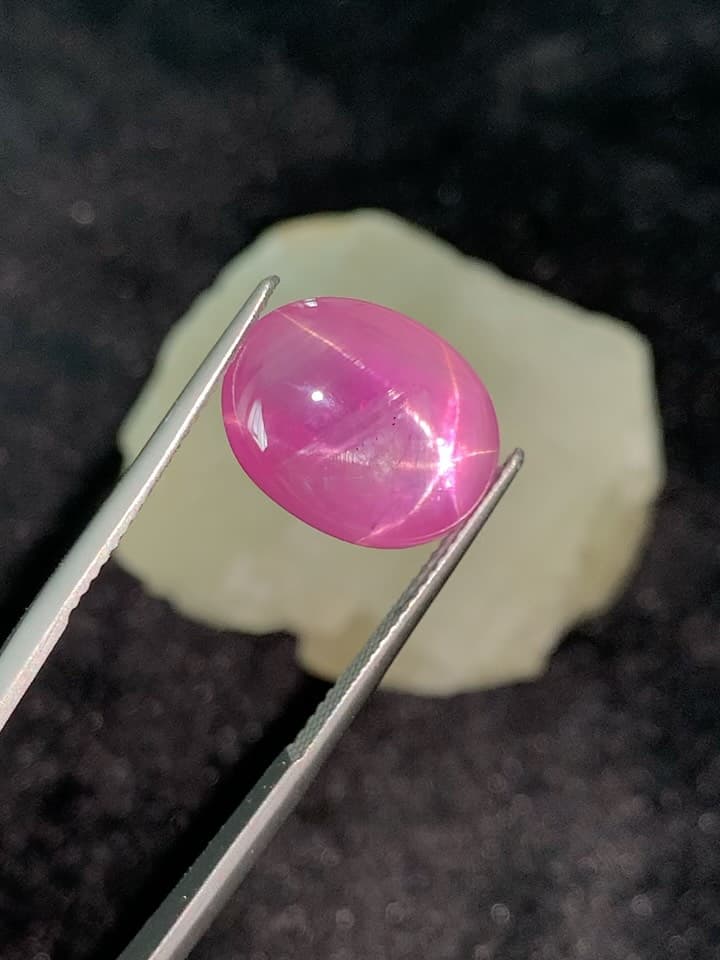 pink star sapphire 13.91 ct