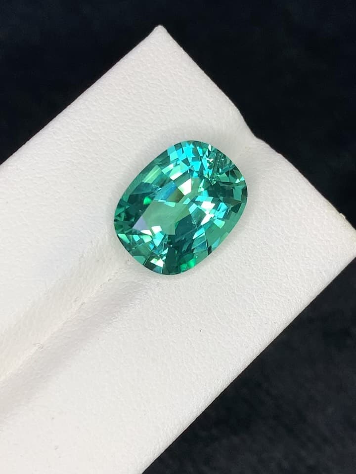 Tourmaline 0.00 ct