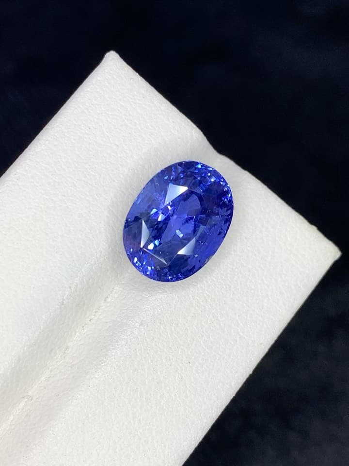 blue sapphire 8.62 ct