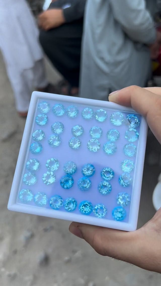 Swiss topaz 0.00 ct
