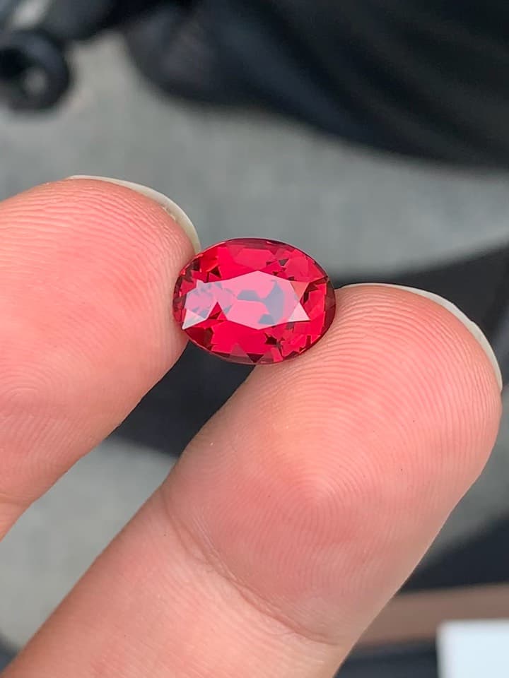 Malaya garnet 5.21 ct