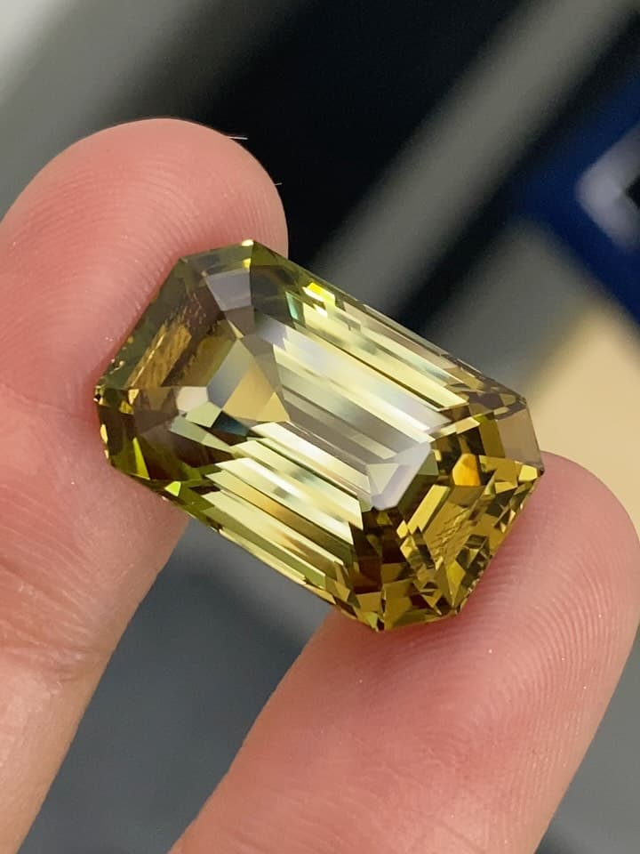 Chrysoberyl 19.01 ct