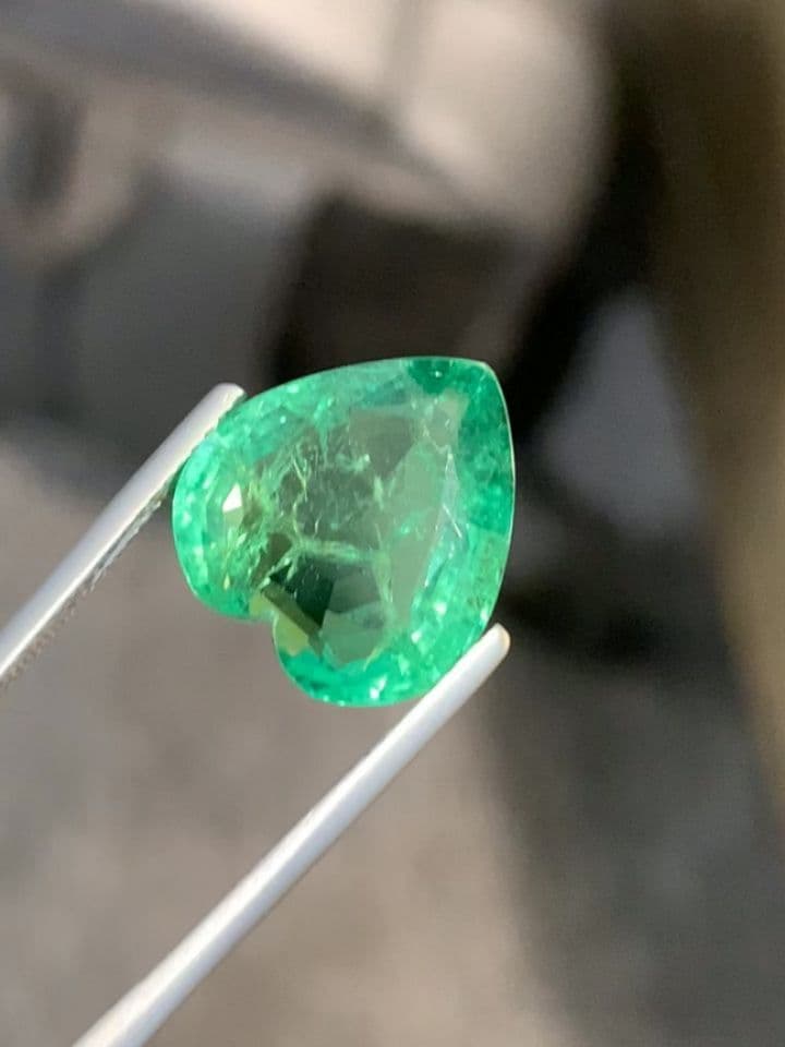 Emerald 9.23 ct