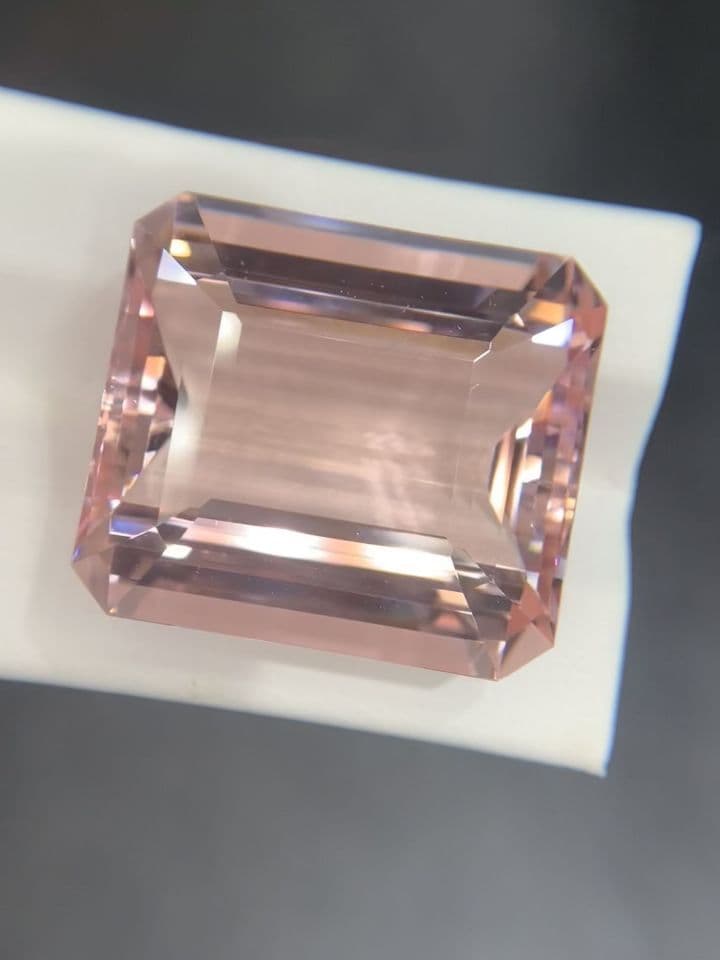 Morganite 47.20 ct