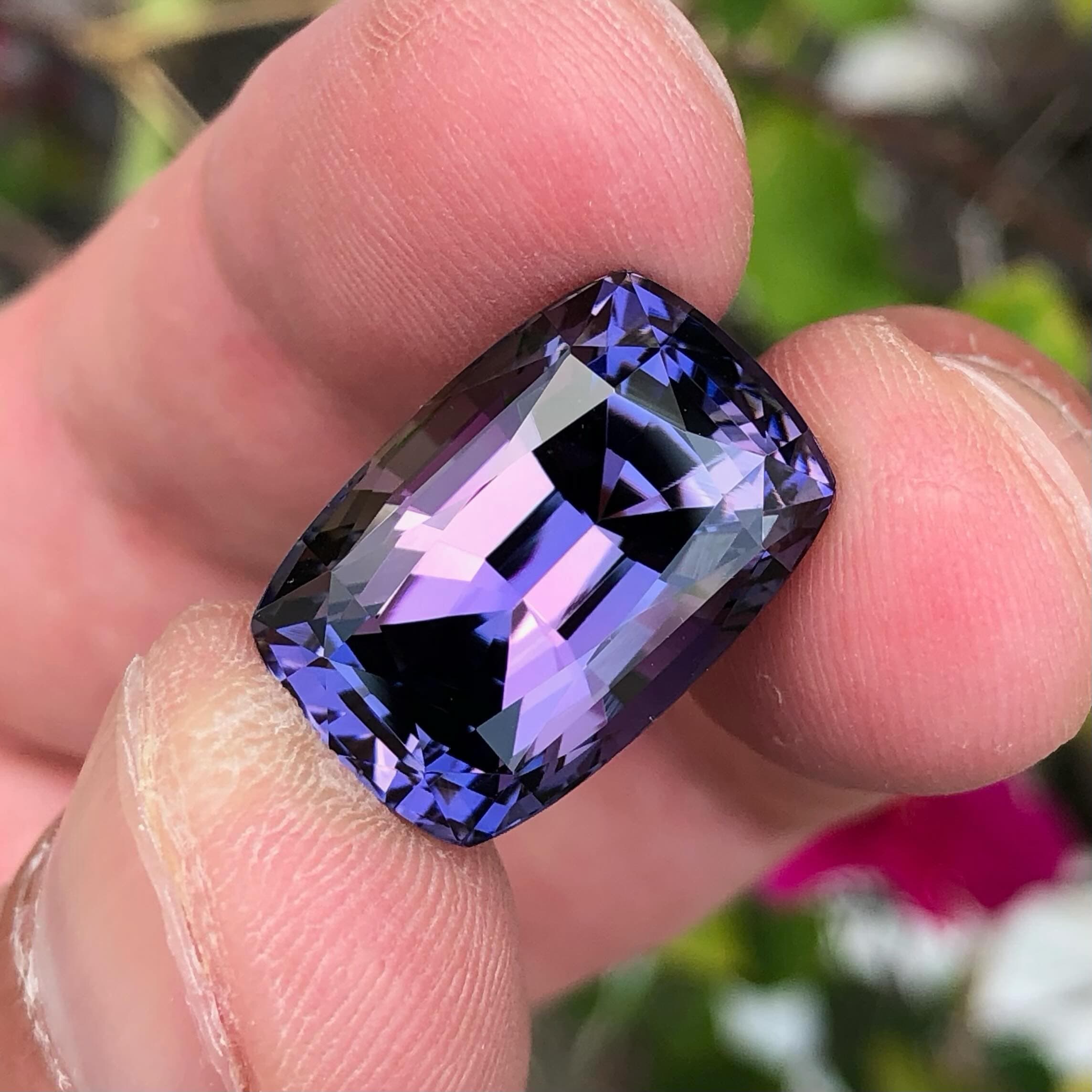 Spinel 0.00 ct