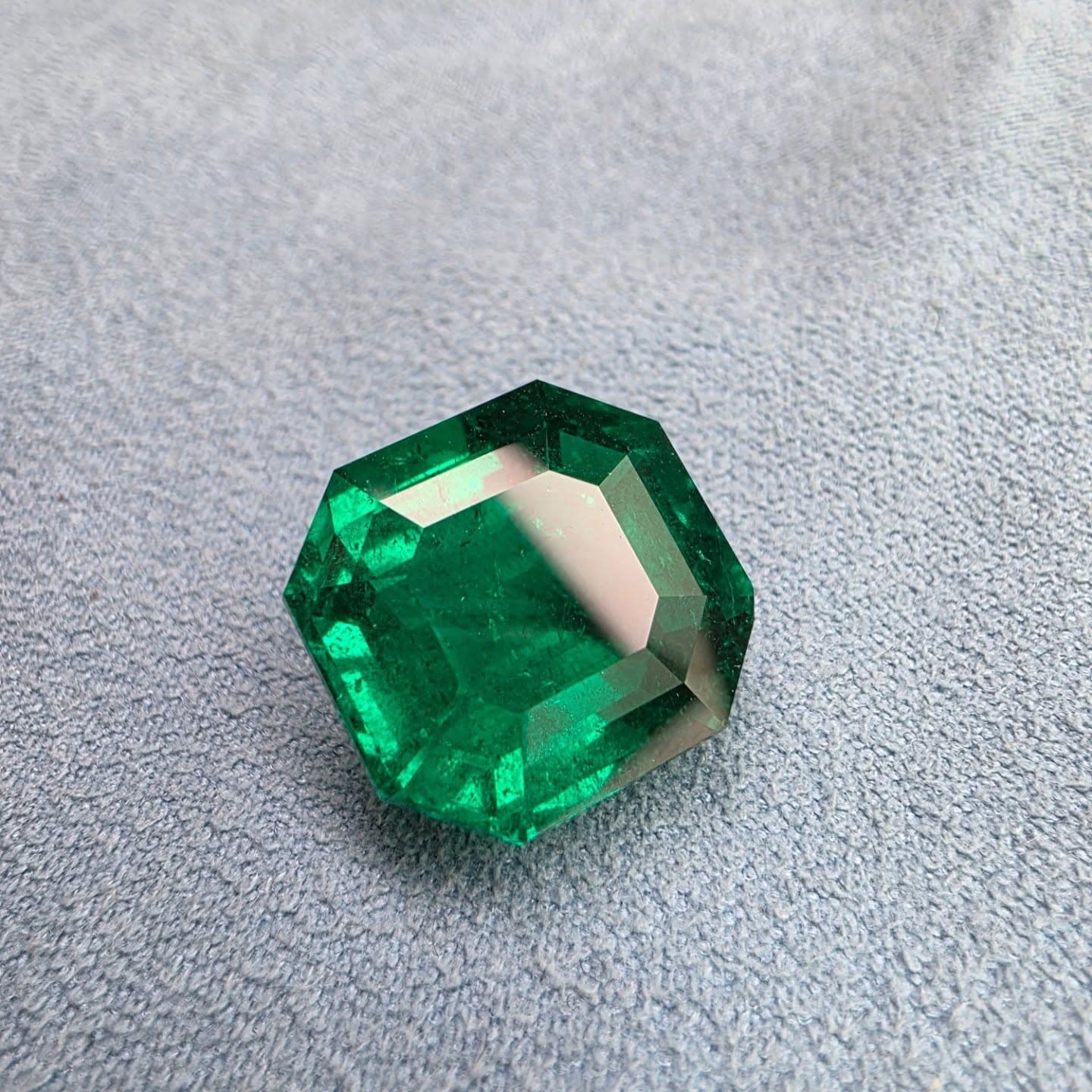 Emerald 13.00 ct