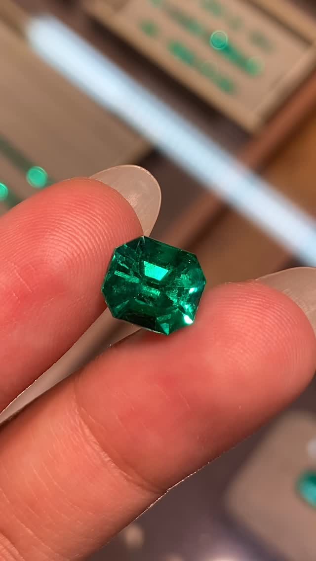 Emerald 0.00 ct