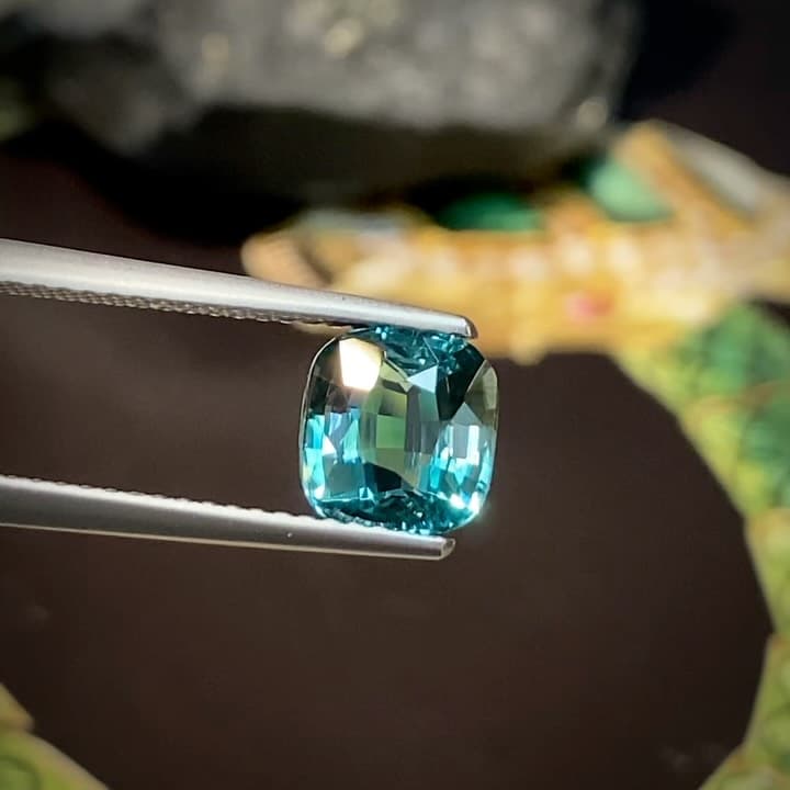 Tourmaline 0.00 ct