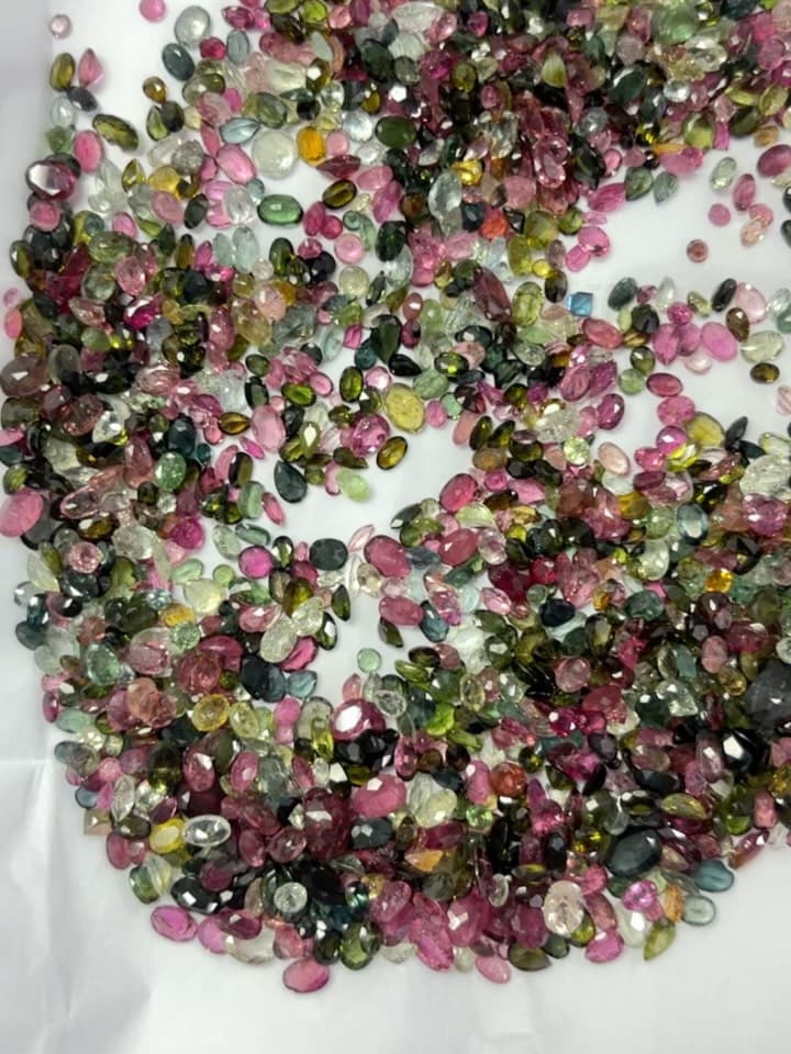 Tourmaline 414.00 ct
