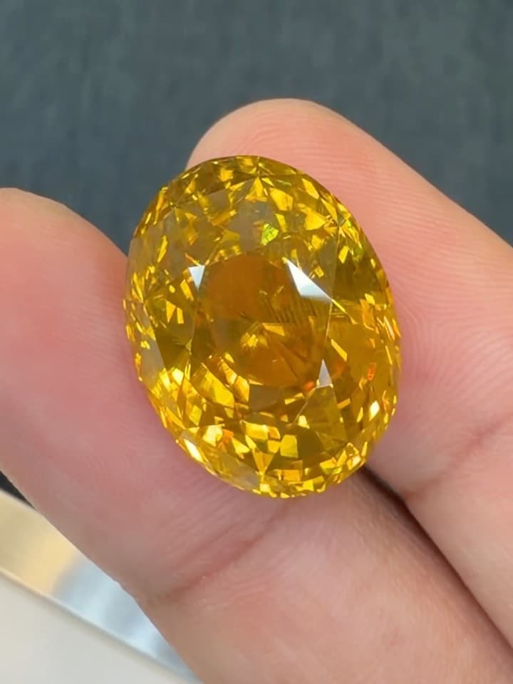 Tourmaline 0.00 ct