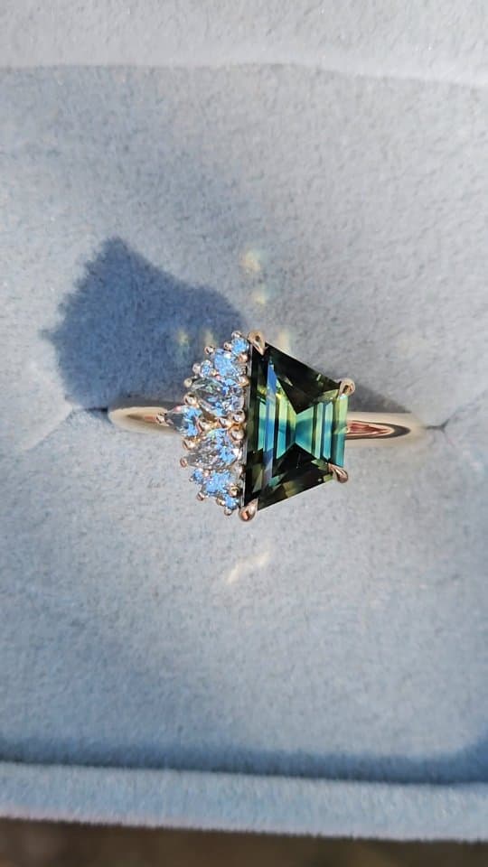 18k Yellow Gold Natural Australian Parti Sapphire & Diamond Cluster Ring