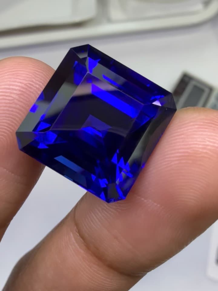 Tanzanite 29.33 ct
