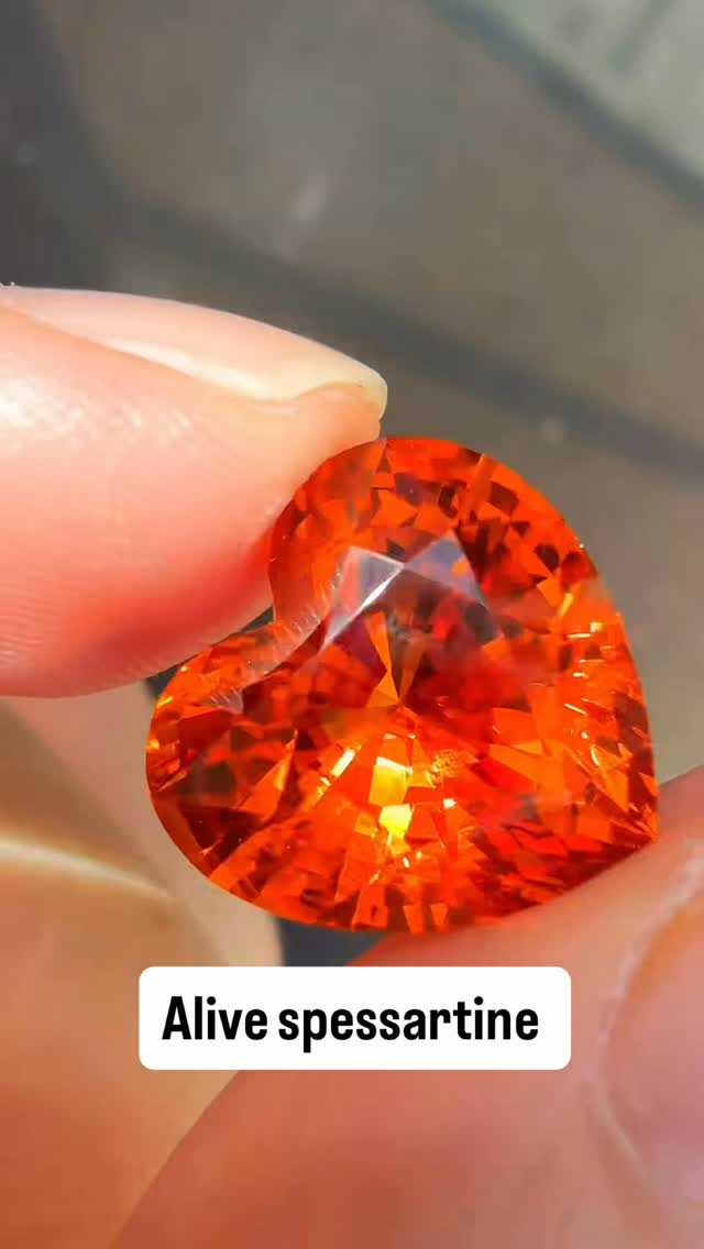 Spessartine Garnet 0.00 ct
