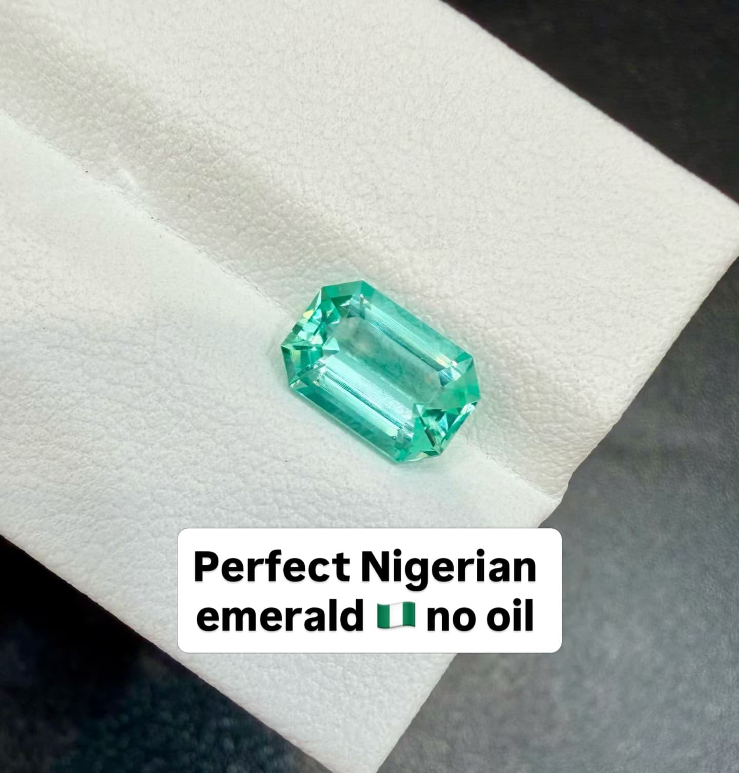 Emerald 0.00 ct