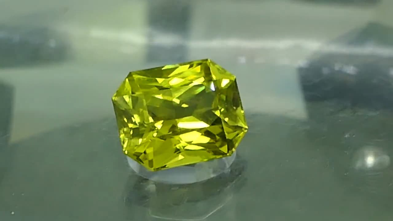Tourmaline 0.00 ct