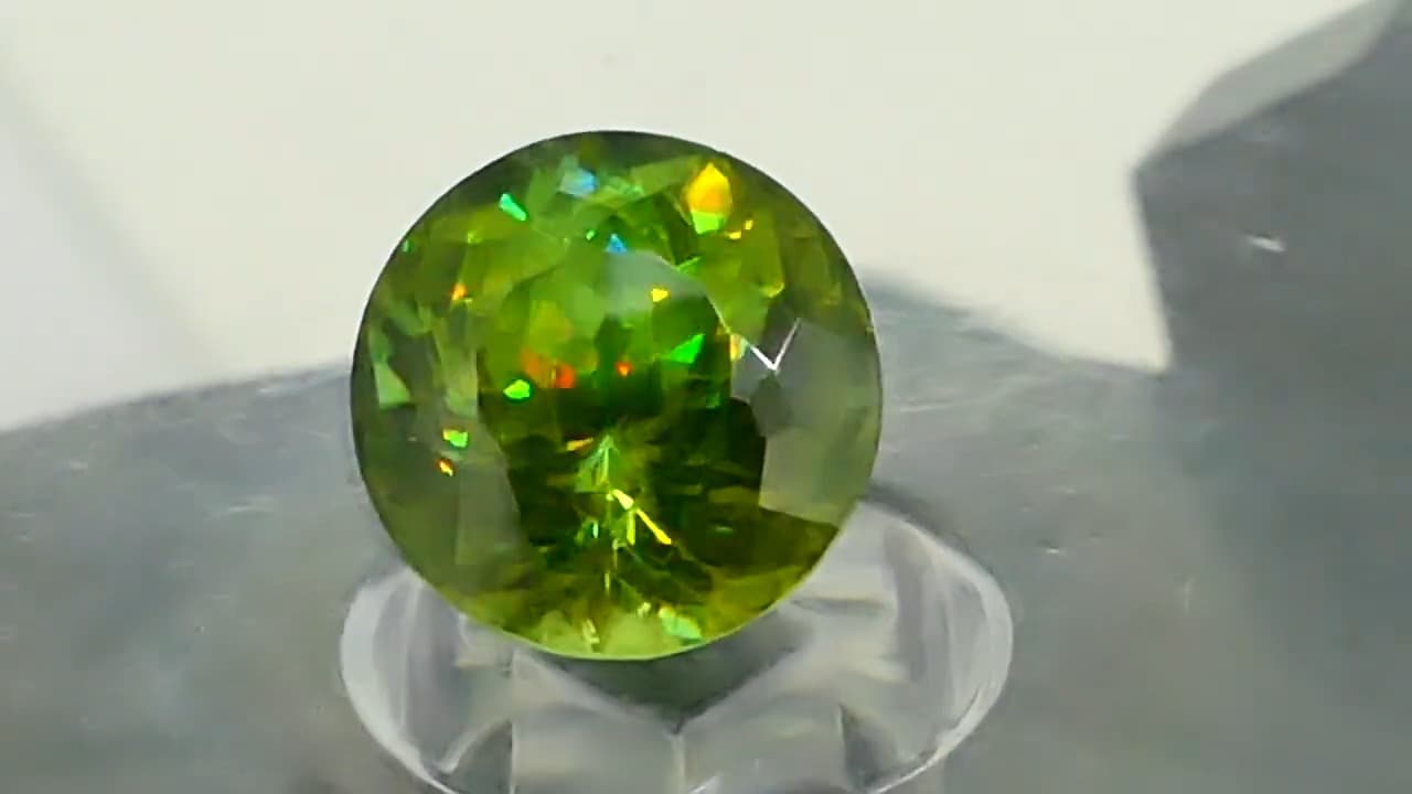 Sphene 2.90 ct