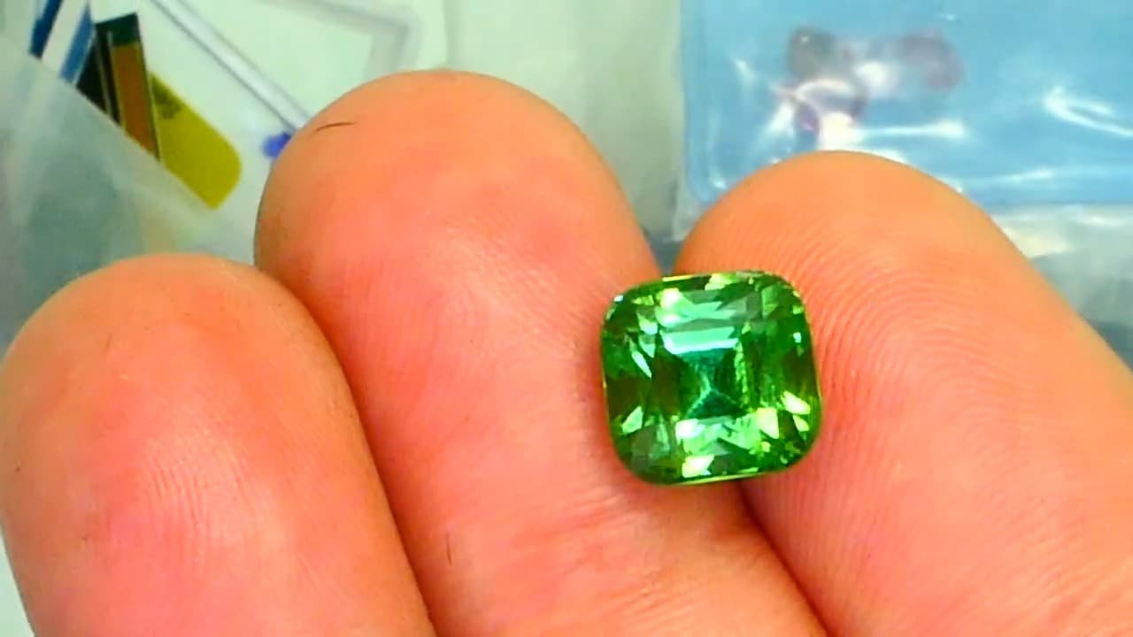 Tourmaline 0.00 ct