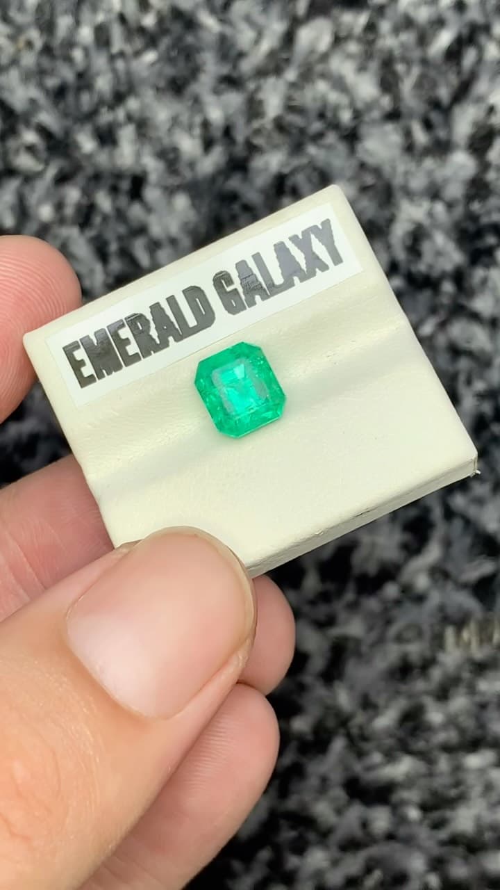 Emerald 0.00 ct