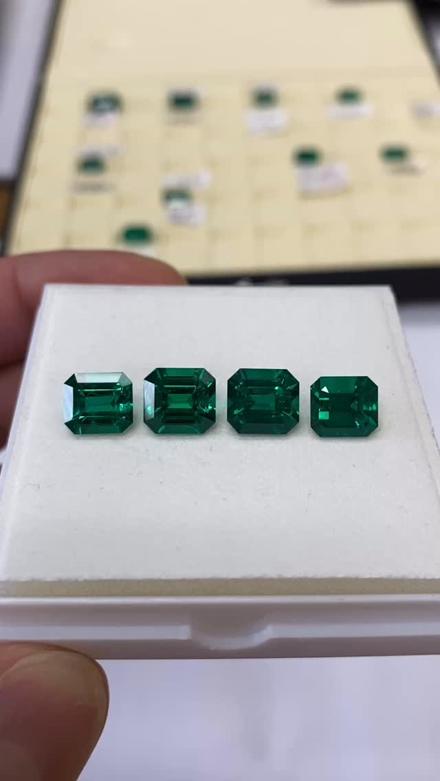 Emerald 0.00 ct