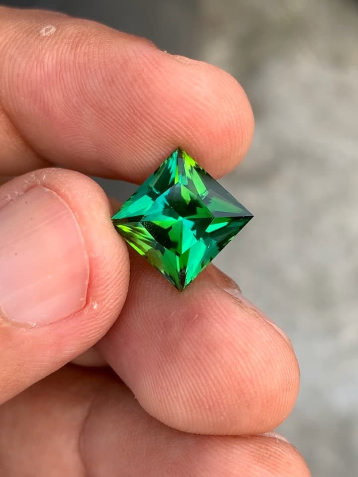 Tourmaline 7.04 ct