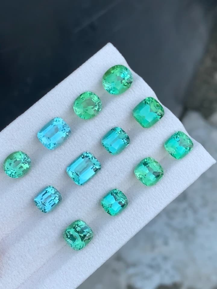 Lagoon Seafoam and Mint Green 51.27 ct