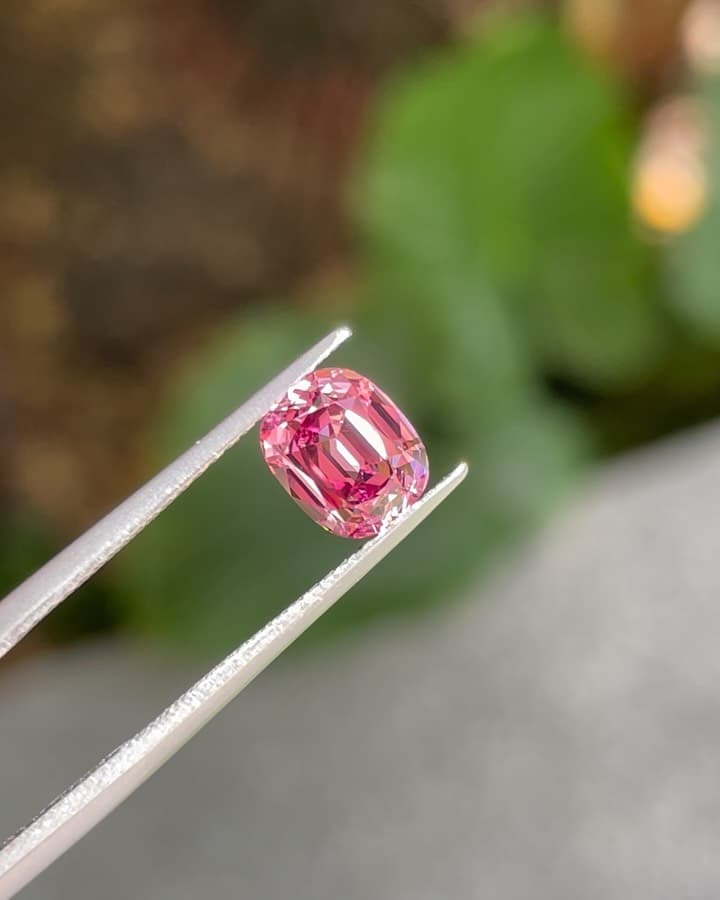 Malaya Garnet 1.58 ct