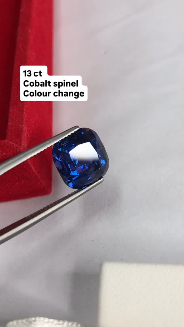 Cobalt spinel 13.00 ct
