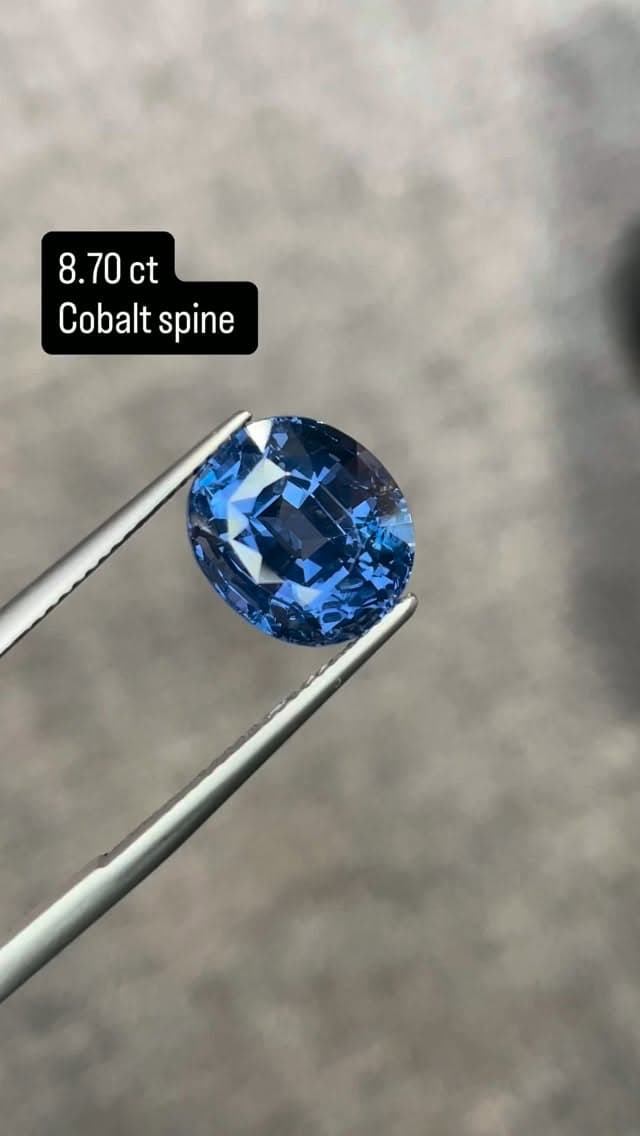 Cobalt spinel 8.70 ct
