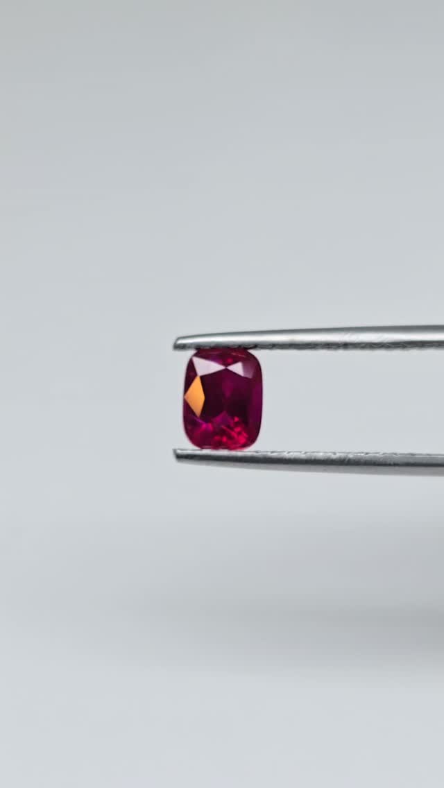 Pigeon Blood 0.00 ct