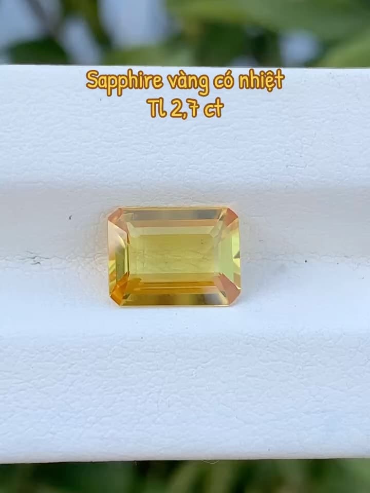 Sapphire 2.10 ct