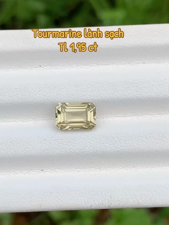 Tourmaline 1.95 ct