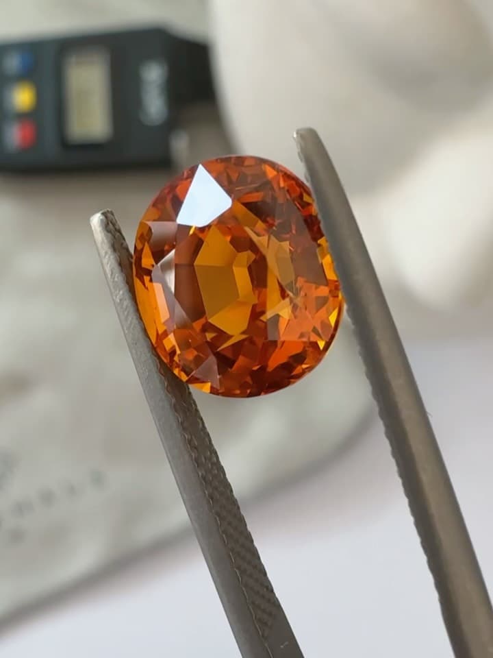 Spinel 0.00 ct