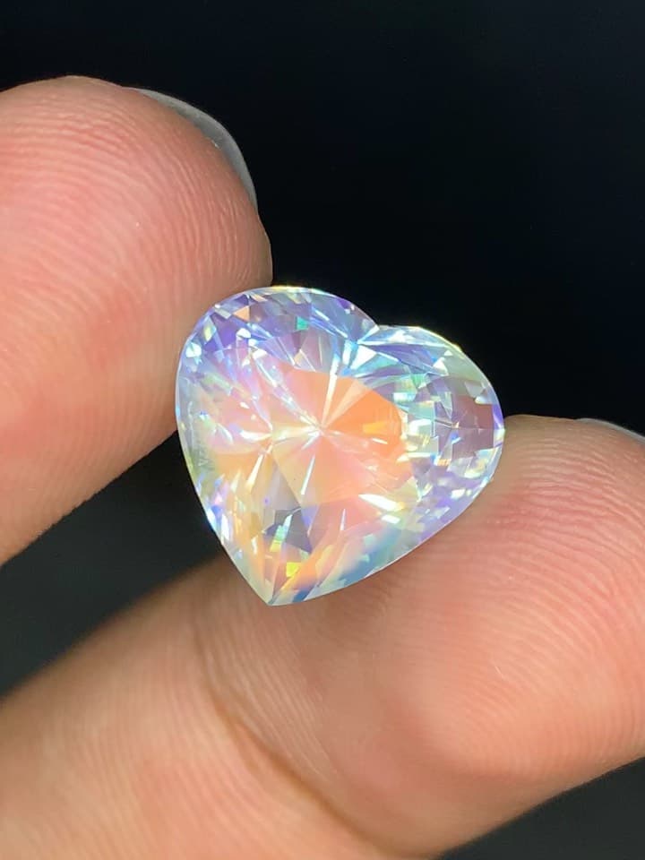 synthetic quartz or cubic zirconia 0.00 ct