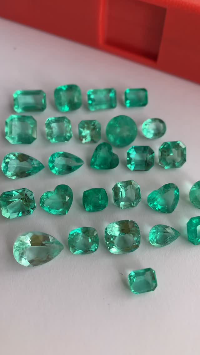 Emerald 0.00 ct