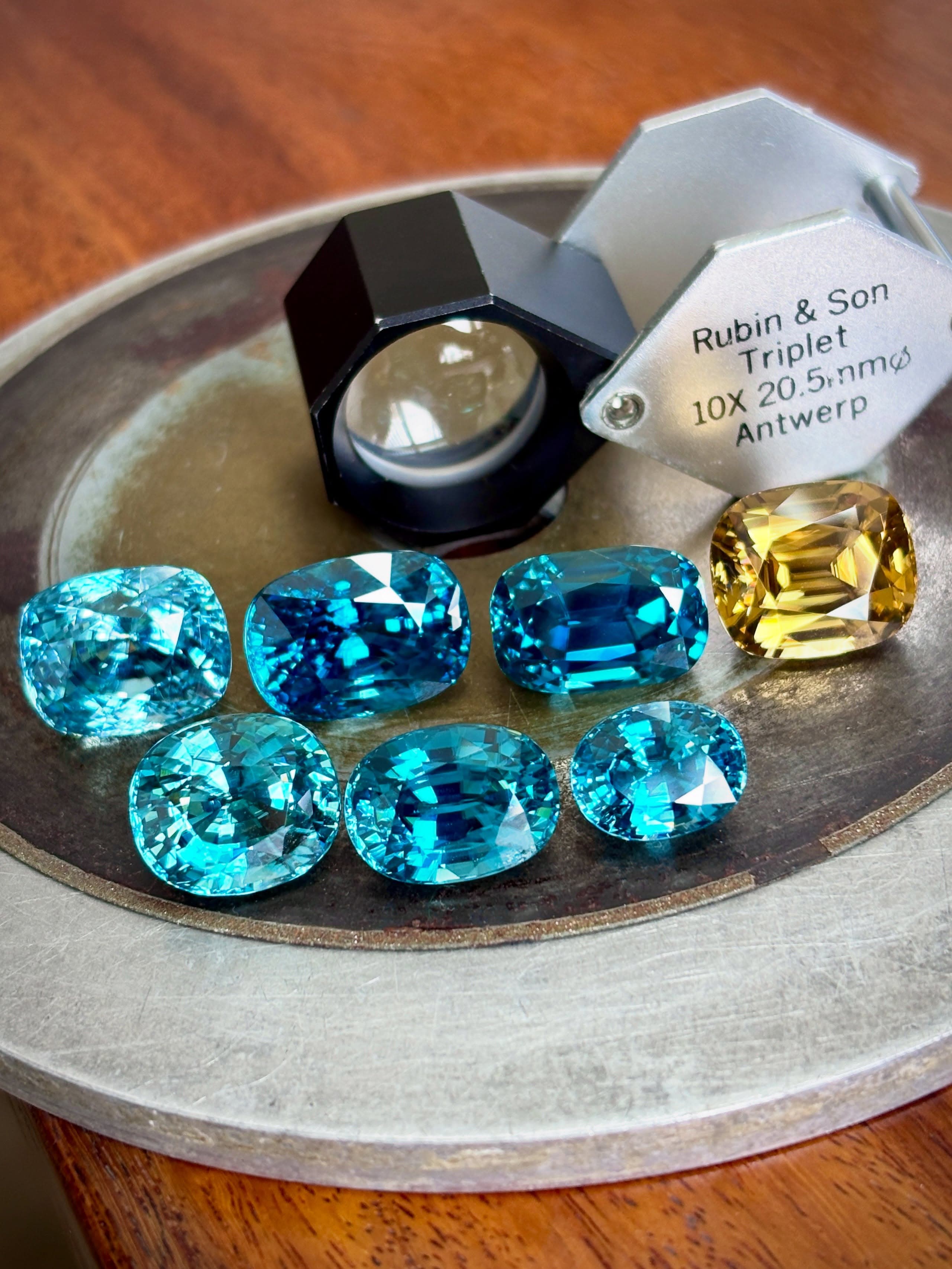 Zircon 199.98 ct