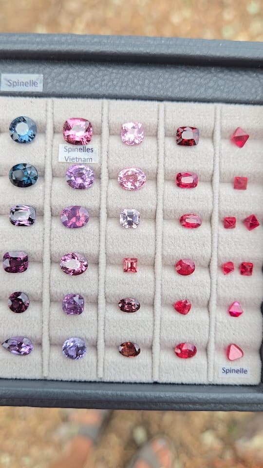 Spinel 0.00 ct