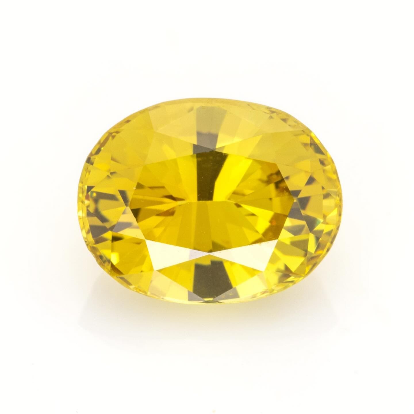 Chrysoberyl 13.84 ct