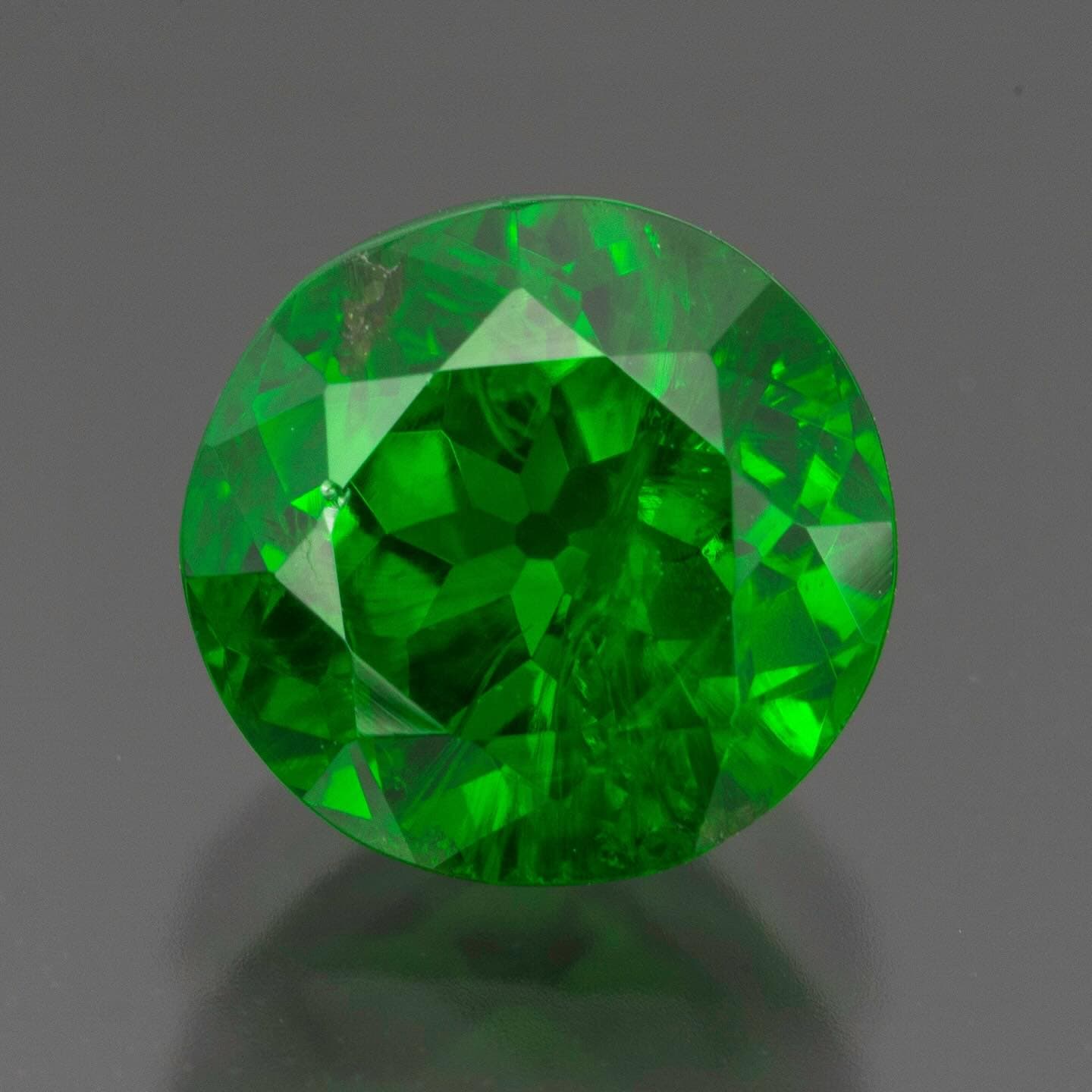 Demantoid 3.05 ct