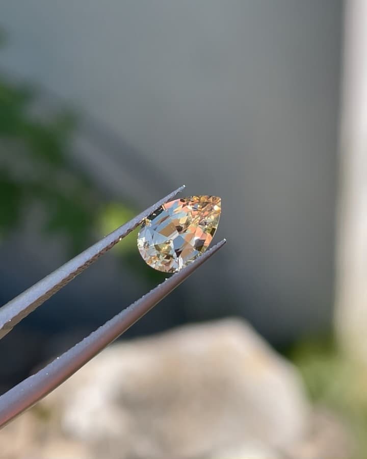 Sapphire 1.37 ct