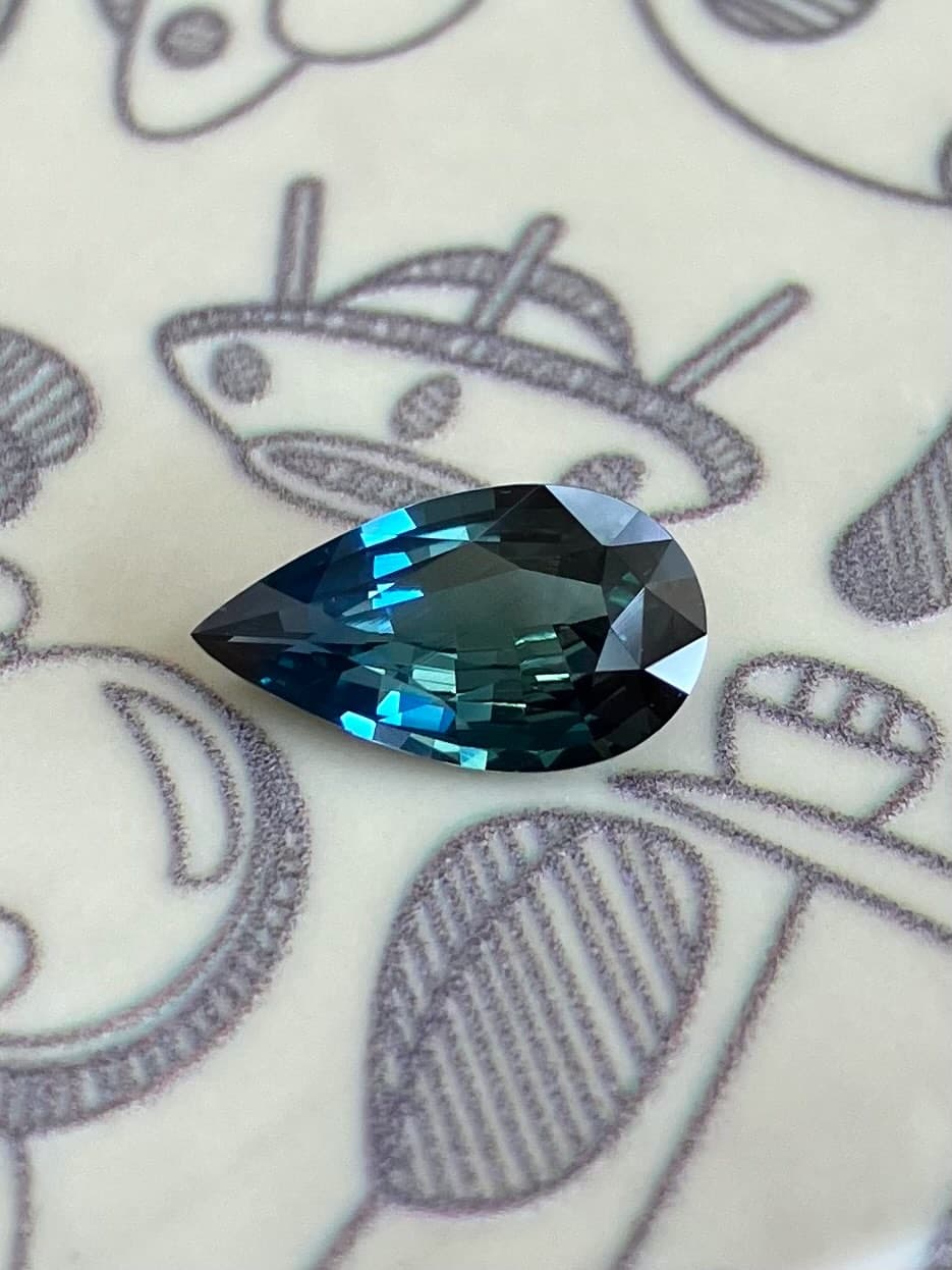 Sapphire 0.00 ct