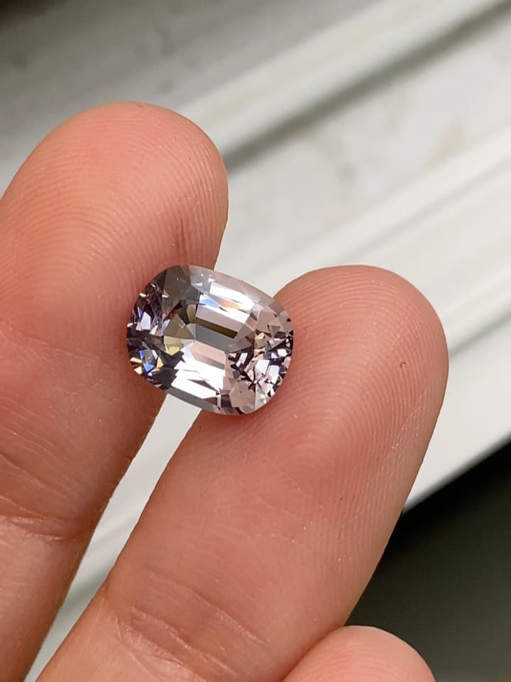Spinel 2.77 ct
