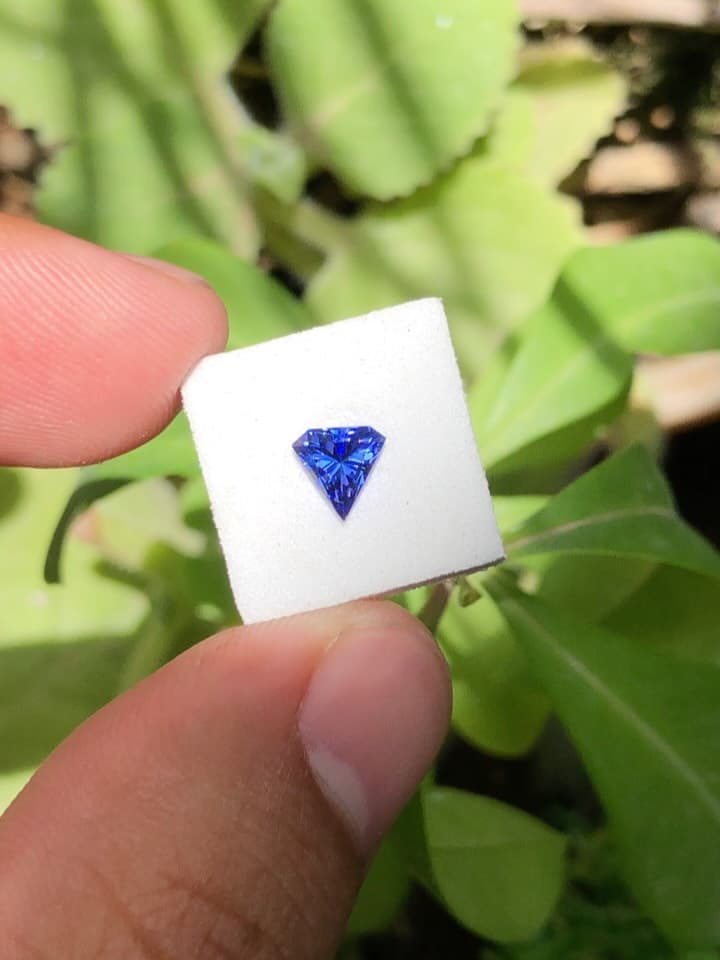 Sapphire 0.00 ct