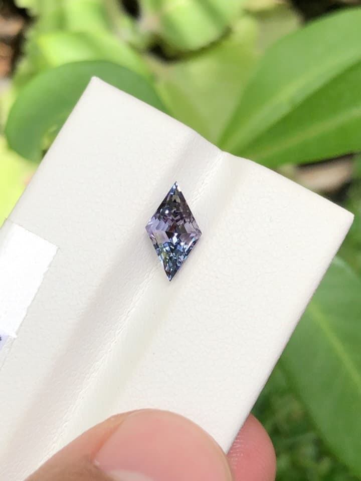 Sapphire 0.00 ct