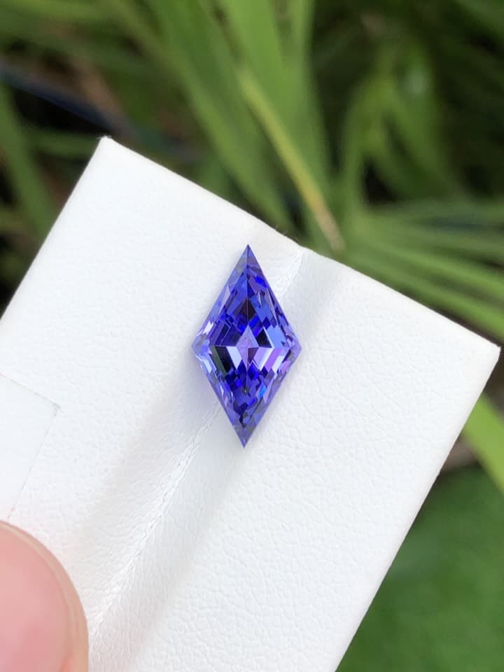 Tanzanite 3.23 ct