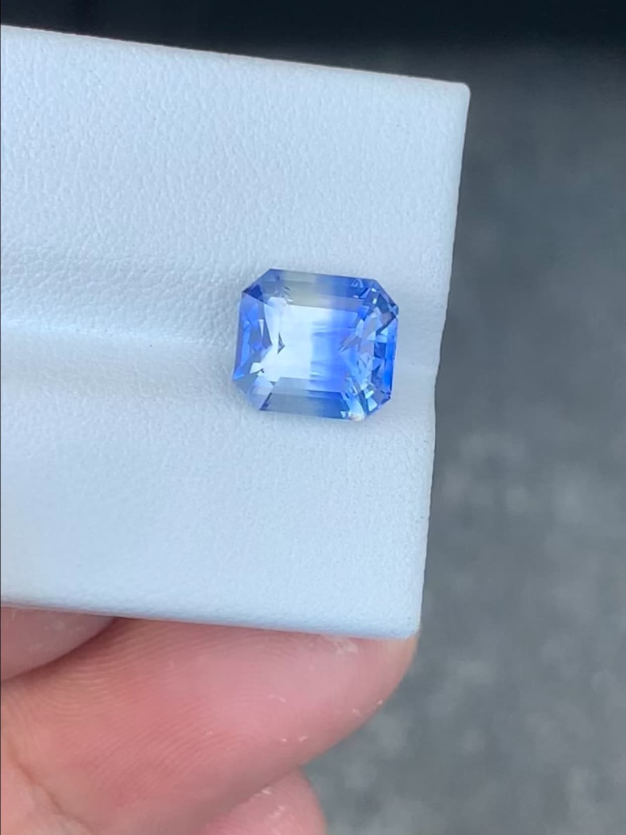Bi-colour 4.17 ct
